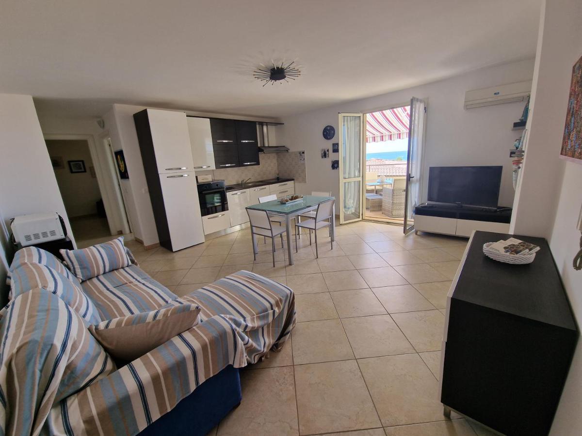 La Terrazza Di Elisa Apartment Marina di San Lorenzo Luaran gambar